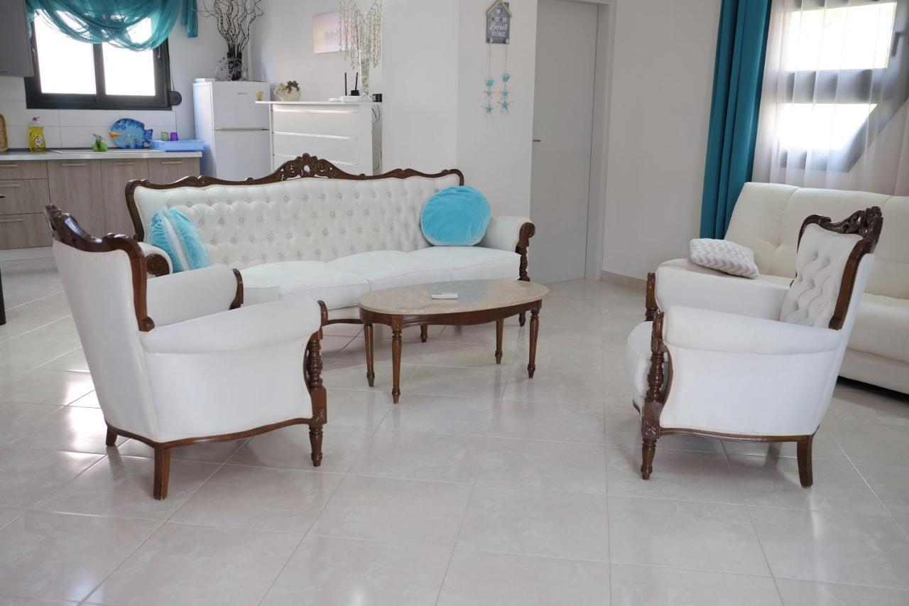 Irenes Apartment Kallithea  Eksteriør bilde